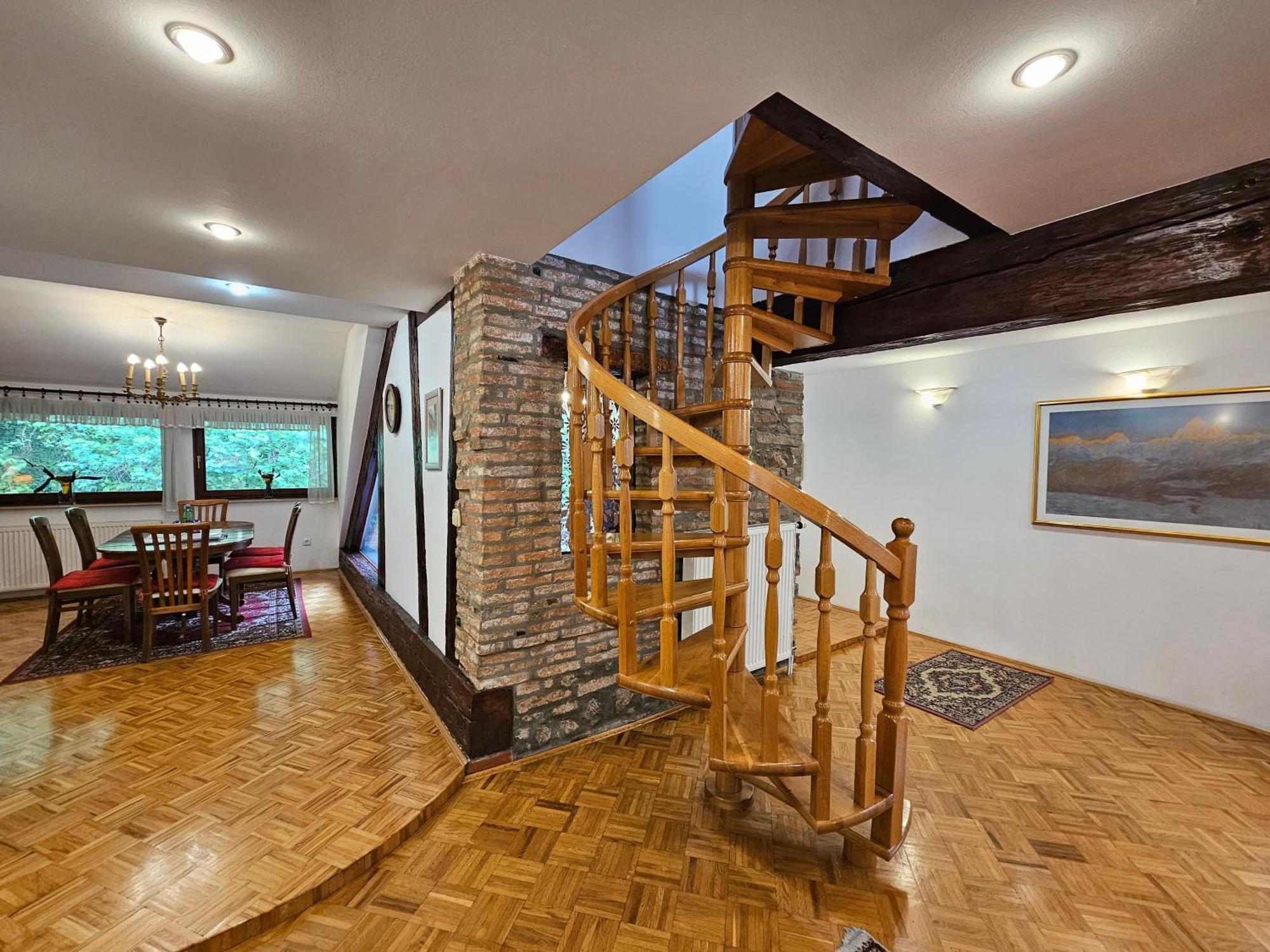 Apartment Nina With Private Terrace Tour As ลูบลิยานา ภายนอก รูปภาพ